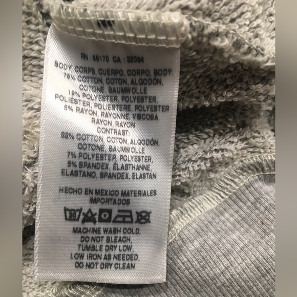 Anthropologie T.la sweatshirt - Picture 10 of 10